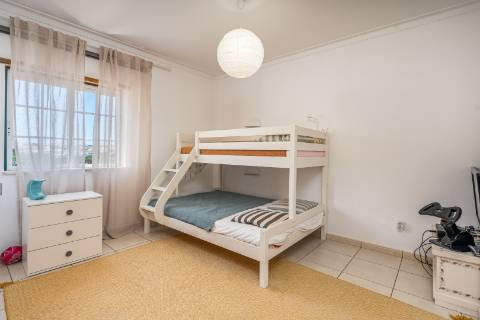 Apartamento T4 em Portimão