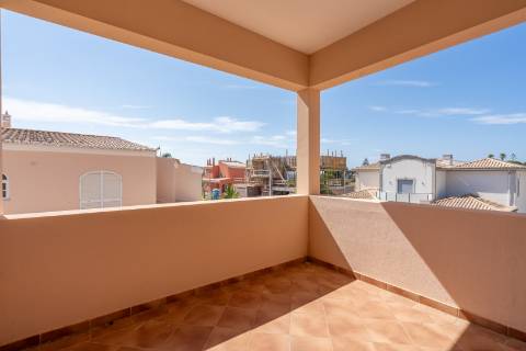 Moradia isolada T4+1 em Portimão