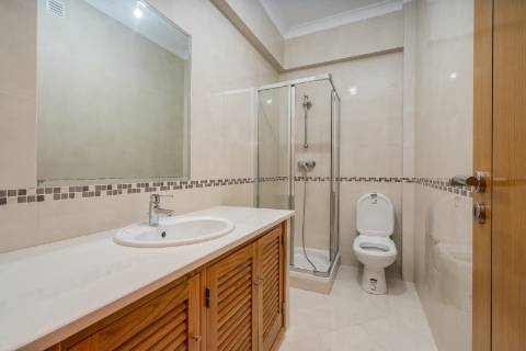 Moradia isolada T4+1 em Portimão