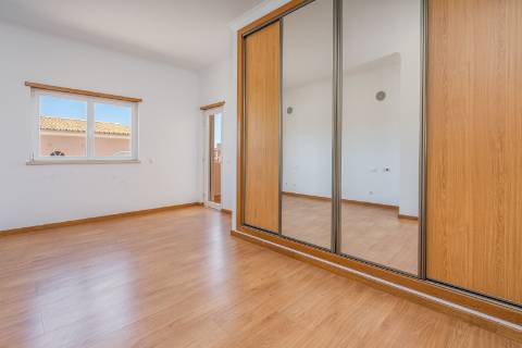 Moradia isolada T4+1 em Portimão