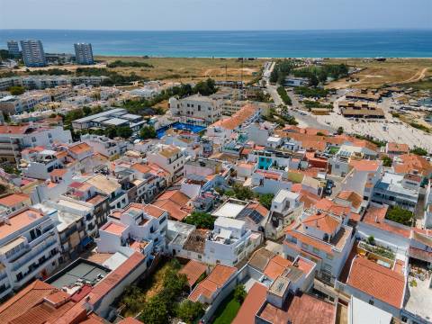 Terreno para construção em Alvor