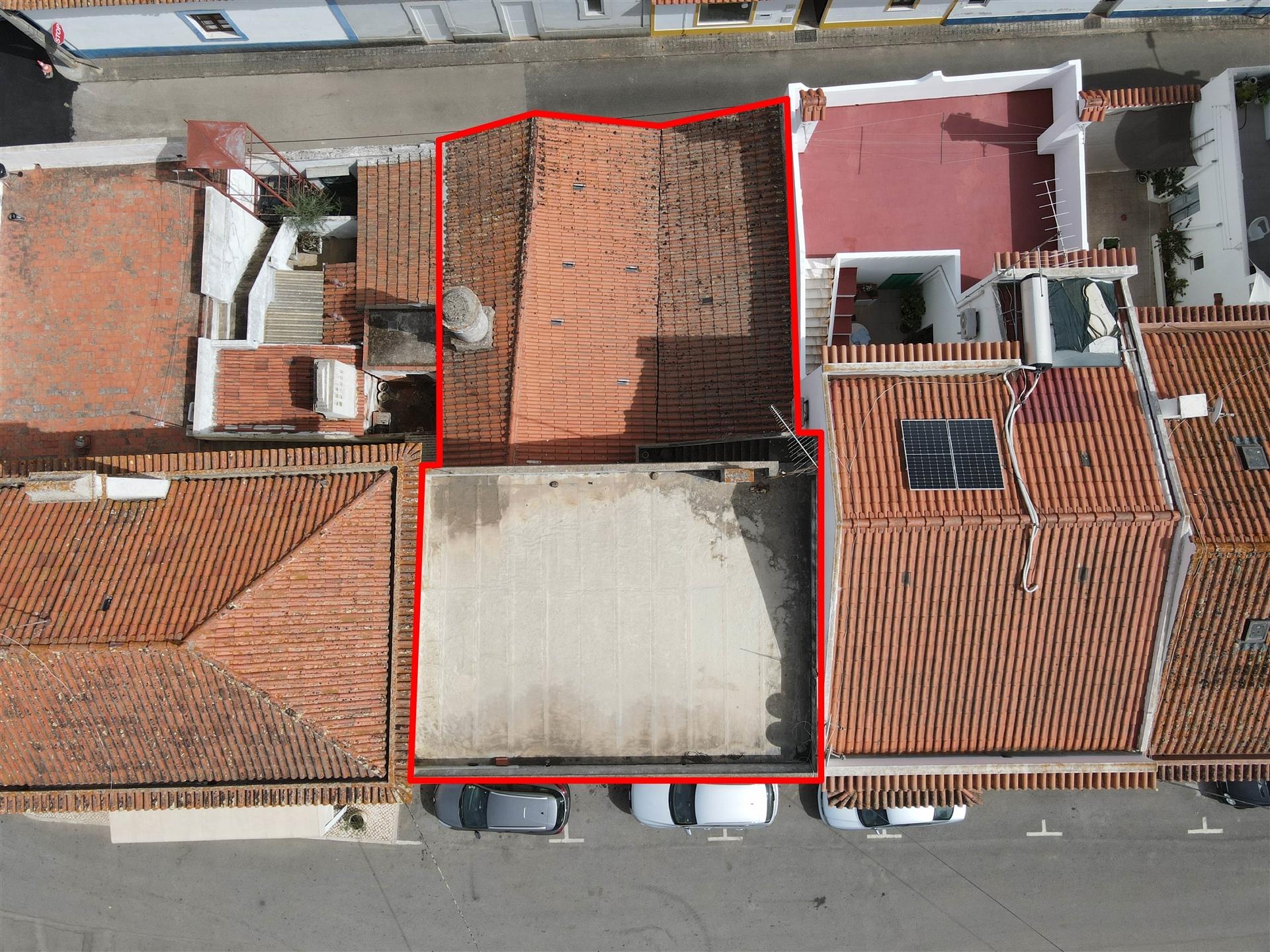 Prédio com três frações