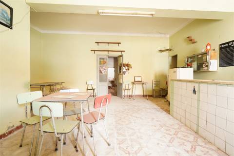 Prédio com três frações