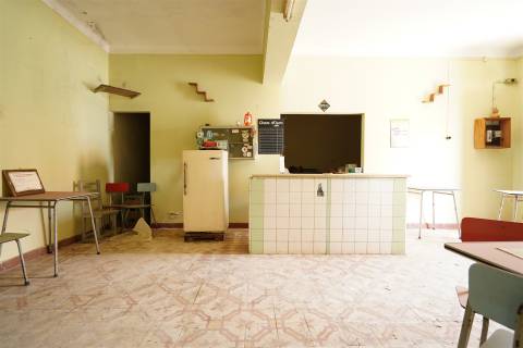 Prédio com três frações