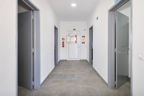 Moradia T4 com garagem