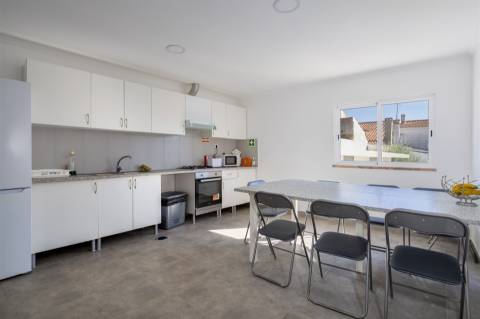 Moradia T4 com garagem