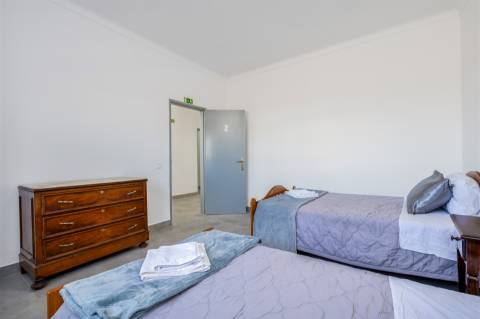 Moradia T4 com garagem