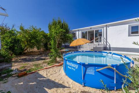 Moradia T4 com garagem