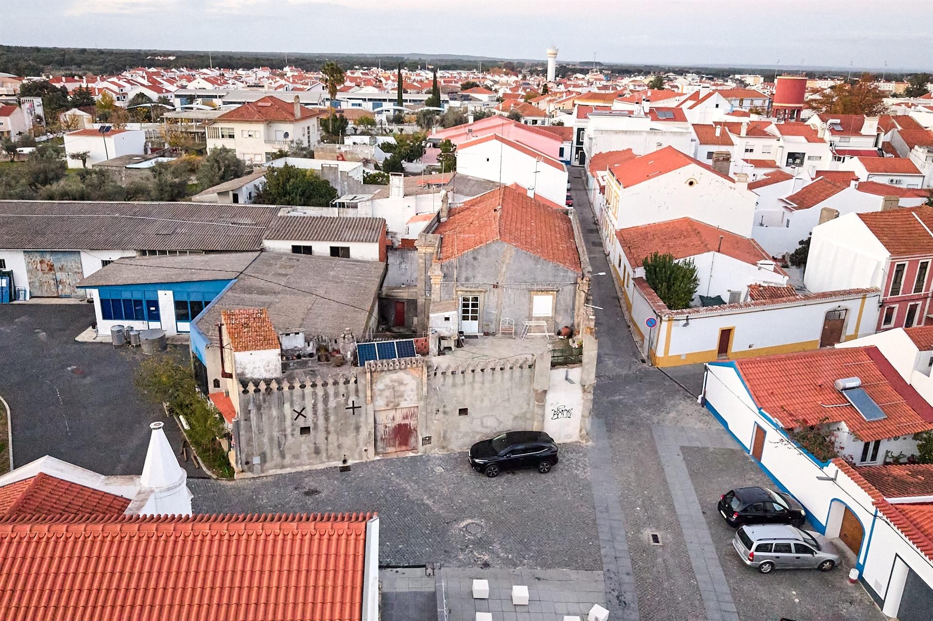 Edifício para habitação em Grândola