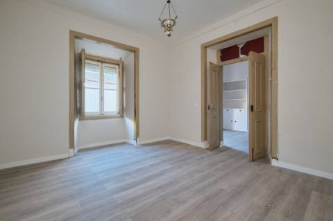 Edifício para habitação em Grândola