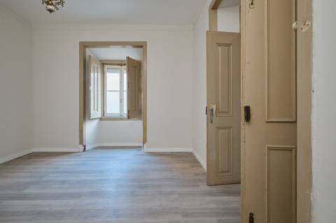 Edifício para habitação em Grândola