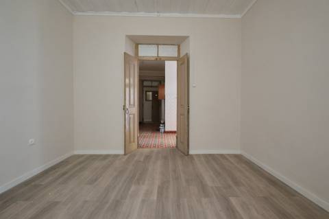 Edifício para habitação em Grândola