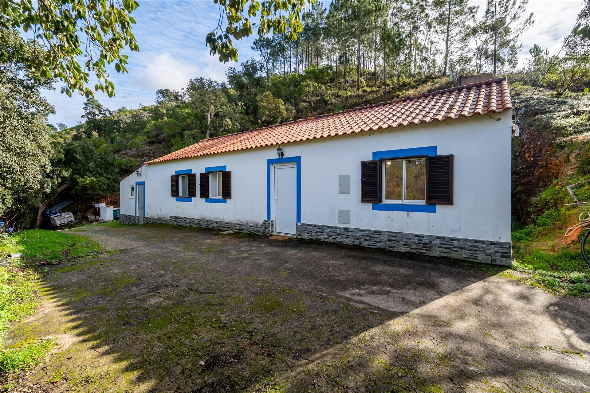 Moradia T2 remodelada em Monchique