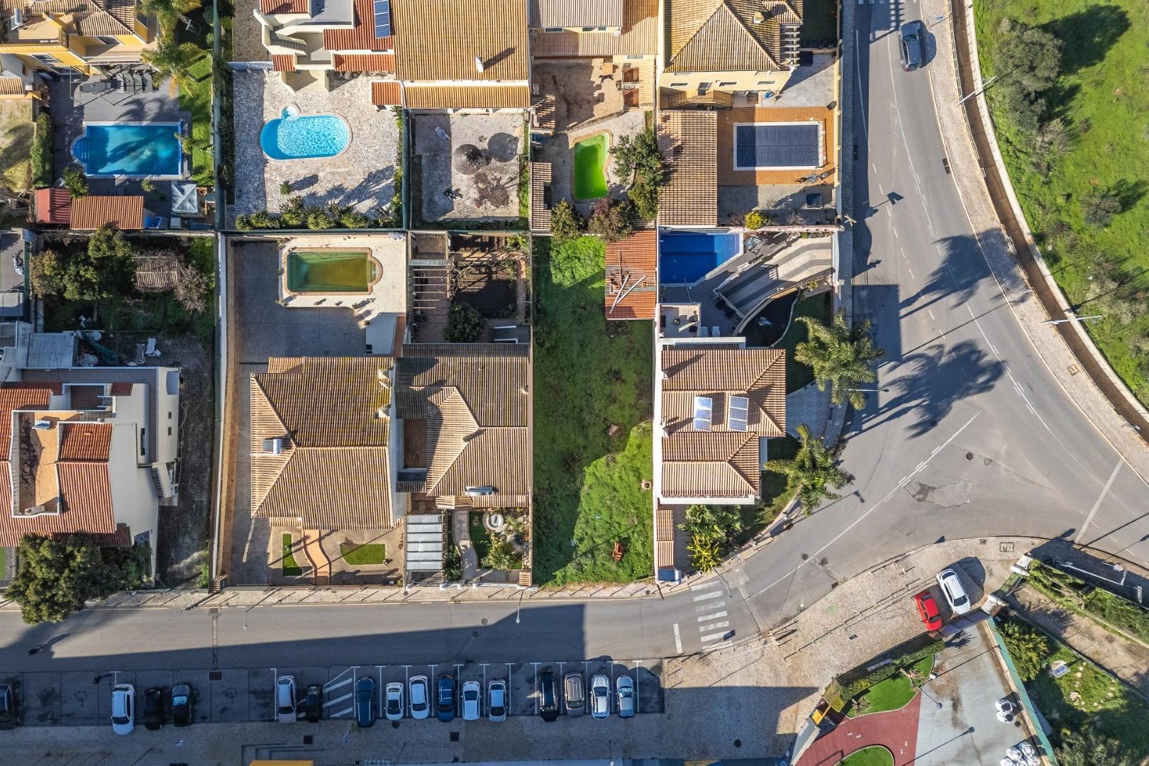 Terreno urbano no Algarve