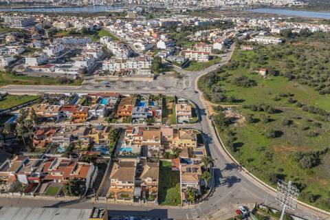 Terreno urbano no Algarve