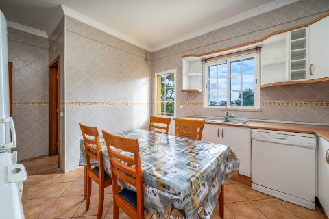 Apartamento T2 nas Ferreiras