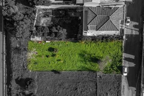 Terreno urbano para moradia