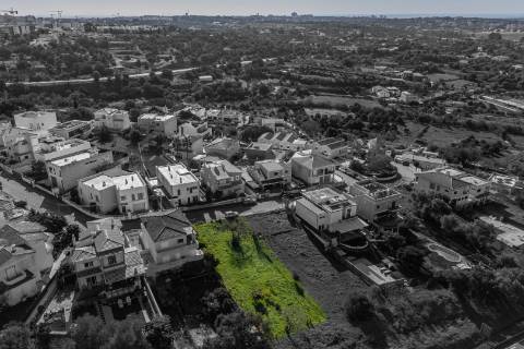 Terreno urbano para moradia