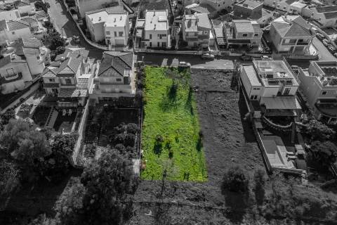 Terreno urbano para moradia