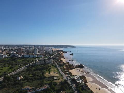Terreno urbano para moradia
