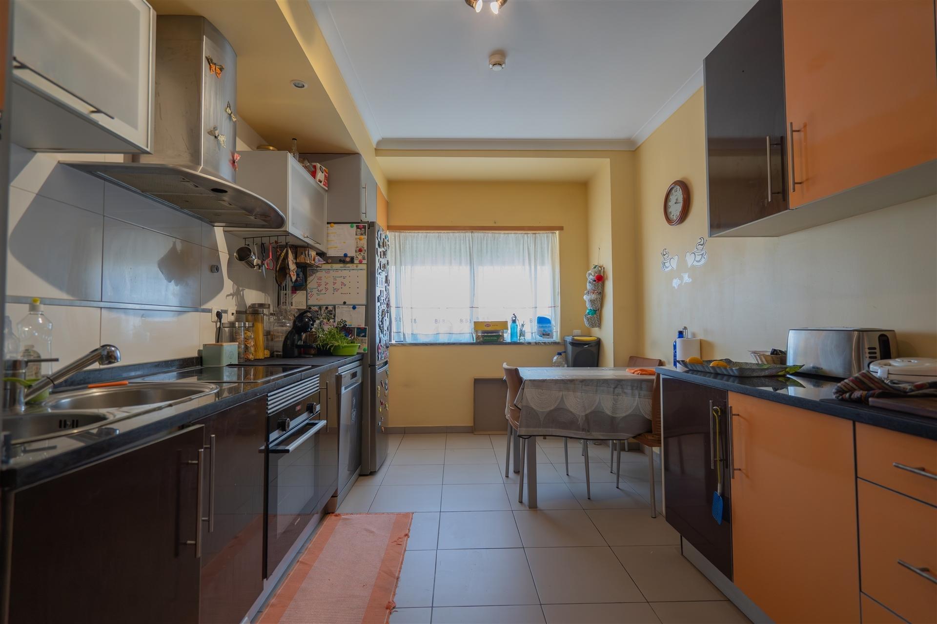 Apartamento T3 em Ermidas Sado