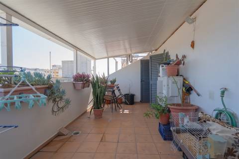 Apartamento T3 em Ermidas Sado