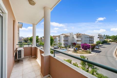 Apartamento T1+1 em Vilamoura