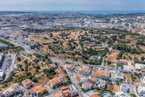 Terreno urbano em Portimão