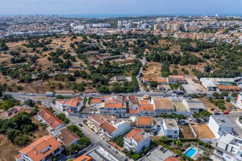 Terreno urbano em Portimão