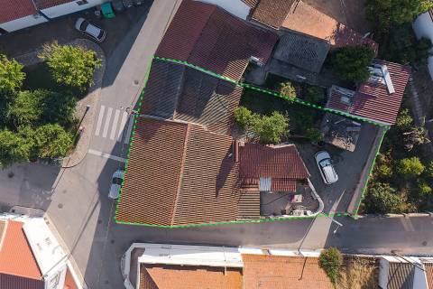 Moradia com garagem no Alentejo