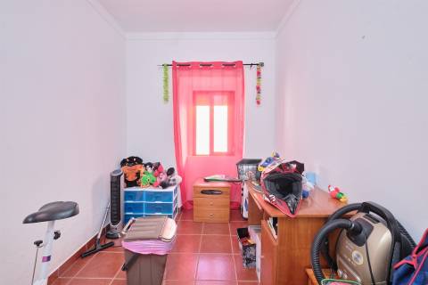 Moradia com garagem no Alentejo