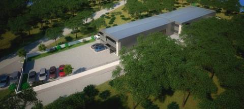 Pavilhão em Batalha com 370 m2