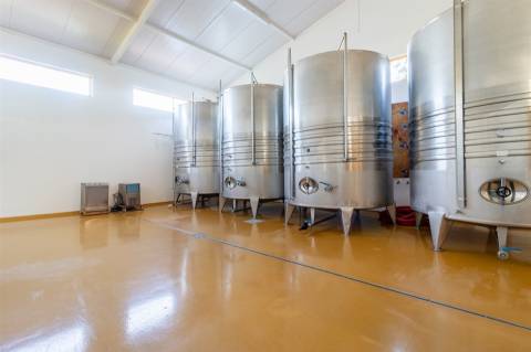 Fábrica de Gin e Cerveja Artesanal