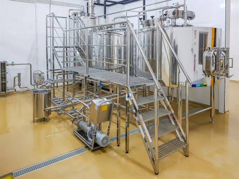 Fábrica de Gin e Cerveja Artesanal