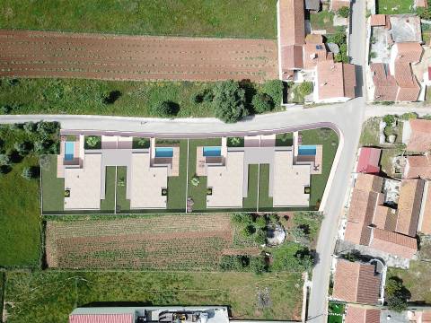 Moradia T3+1 em construção em Alcobaça