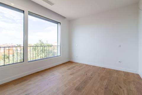 Apartamento T3 Duplex na Urbanização Quinta dos Capuchos, Leiria