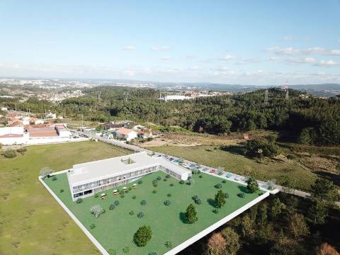 Terreno Urbano com Projeto Aprovado para Residência Sénior em Leiria