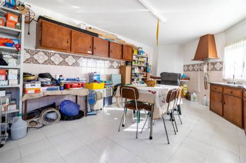 Moradia T5 em São Jorge, Porto de Mós