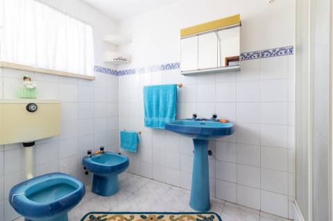 Moradia T5 em São Jorge, Porto de Mós