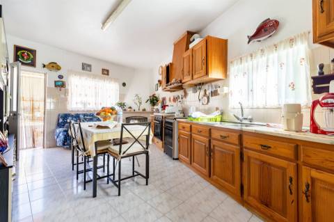 Moradia T5 em São Jorge, Porto de Mós