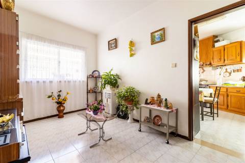 Moradia T5 em São Jorge, Porto de Mós