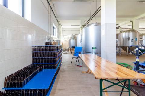 Fábrica de Cerveja  Artesanal  com Marca Registada - MAFRA, LISBOA
