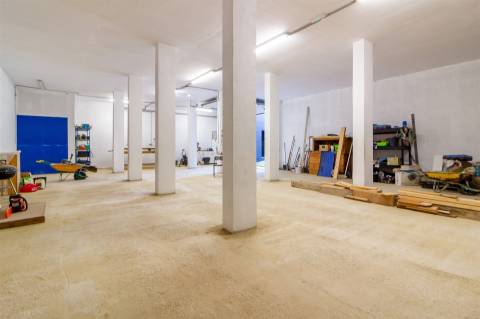 Fábrica de Cerveja  Artesanal  com Marca Registada - MAFRA, LISBOA