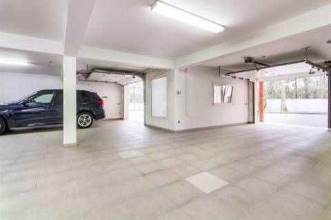 Moradia de Luxo T4 em Cerca, Maceira