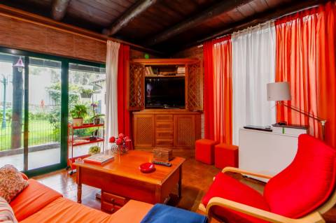 Moradia  T5 em Telheiro, Maceira