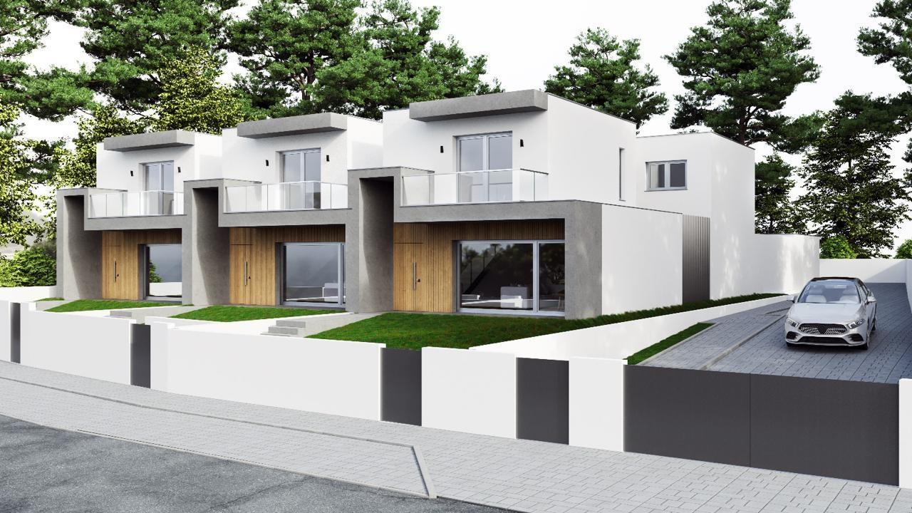 Moradia T3+1 em construção, em Milagres, Leiria