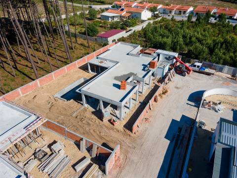 Moradia T3 Térrea de Arquitetura Moderna em Pataias | Alcobaça