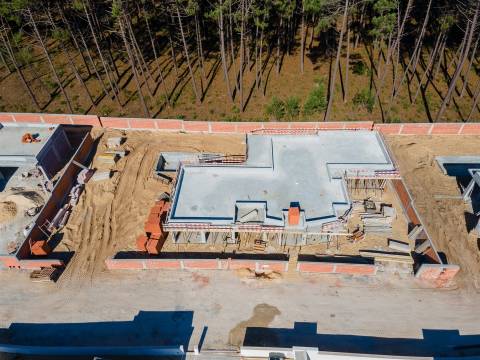 Moradia T3 Térrea de Arquitetura Moderna em Pataias | Alcobaça