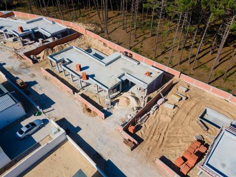 Moradia T3 Térrea de Arquitetura Moderna em Pataias | Alcobaça