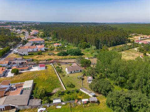 Moradia Isolada em Garcia, Marinha Grande